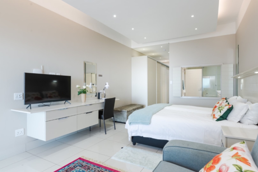 11 Bedroom Property for Sale in Camps Bay Western Cape